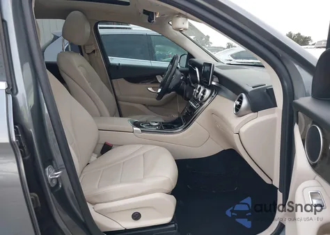 2018 Mercedes-Benz Glc 300 z USA, uszkodzony, nr VIN WDC0G4JB9JV018028